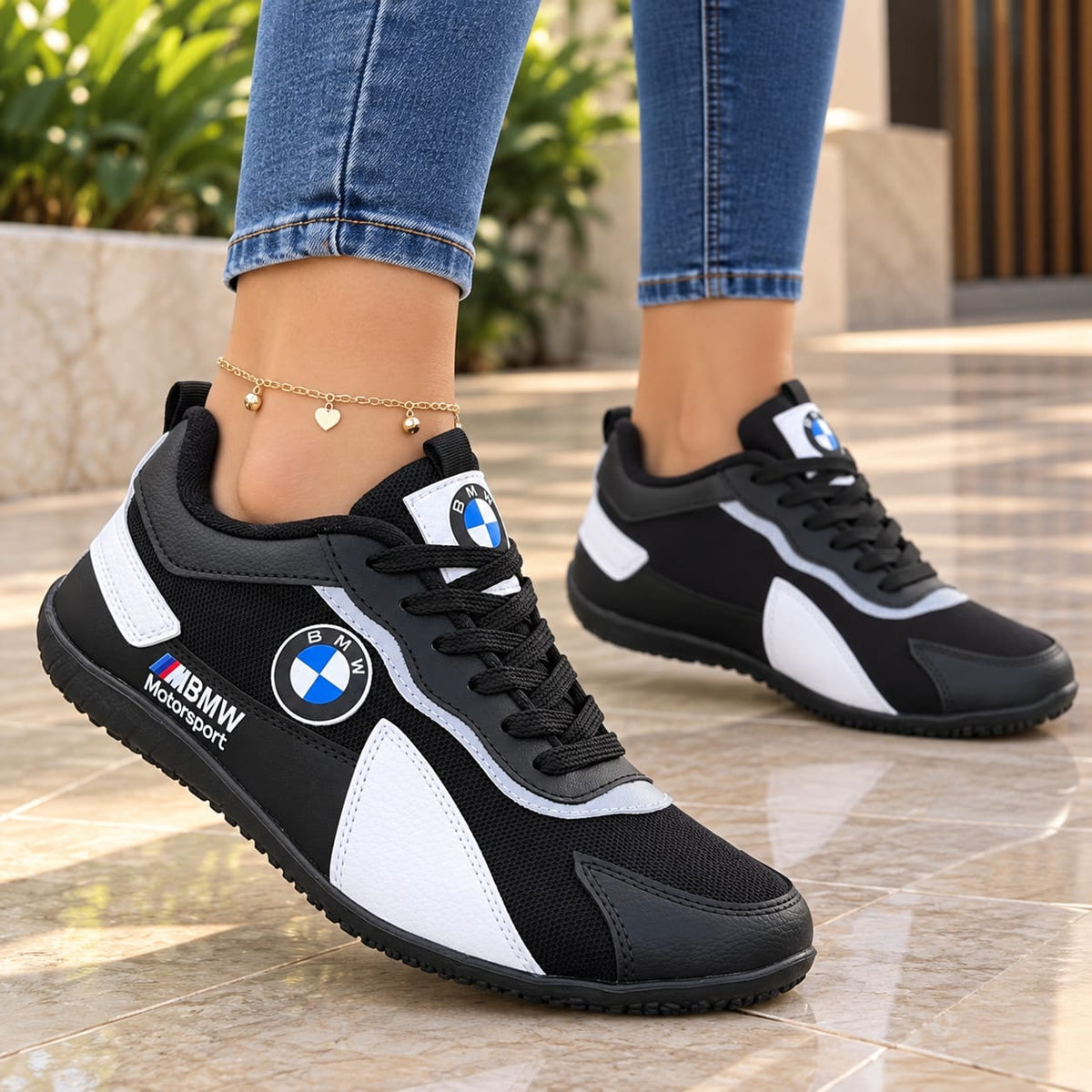 Tenis negros con blanco Colcalzado